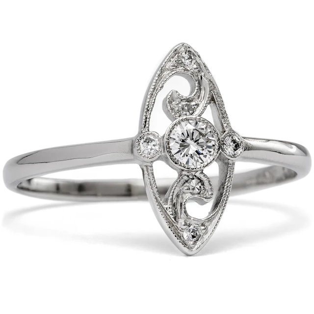 Sustainable Platinum Ring With Vintage Diamonds From Our Workshop