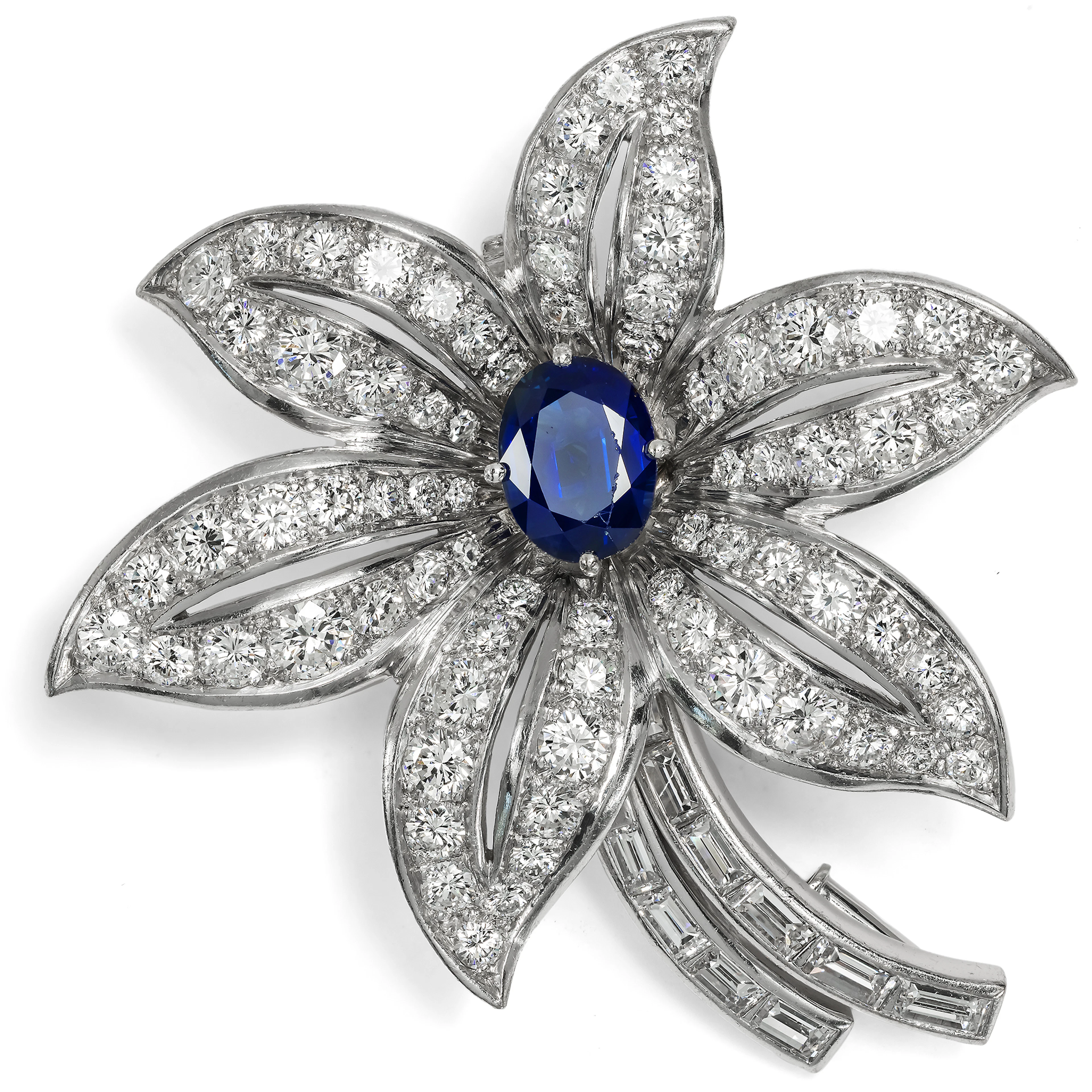 Moderne Blüte • Vintage Brosche mit Saphir & Diamanten in Weißgold