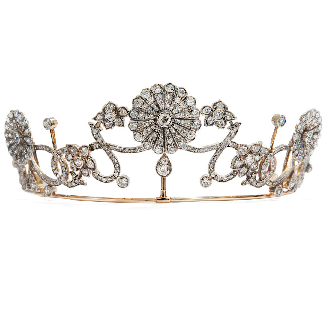 Floral Tiara With 16.76 ct of Diamonds in Gold & Silver, c. 1890