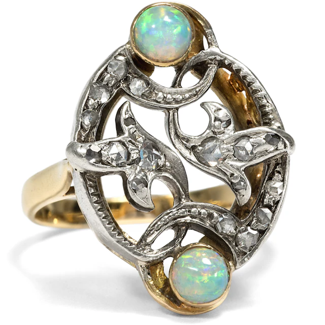 Unusual Ring with Opals and Diamonds in Silver on Gold, c. 1900 and later