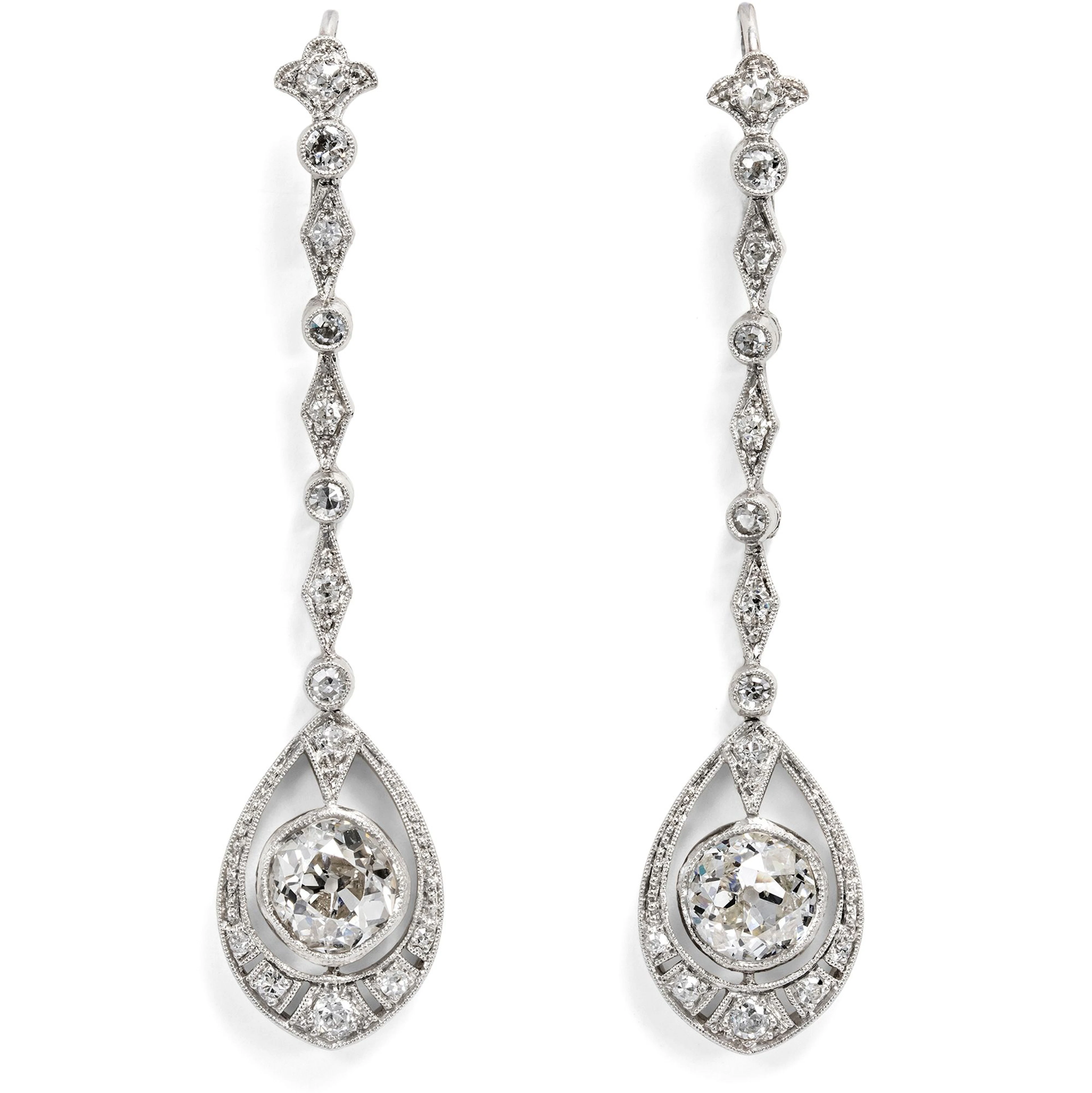 Magnificent Long Belle Époque Diamond Earrings, c. 1915
