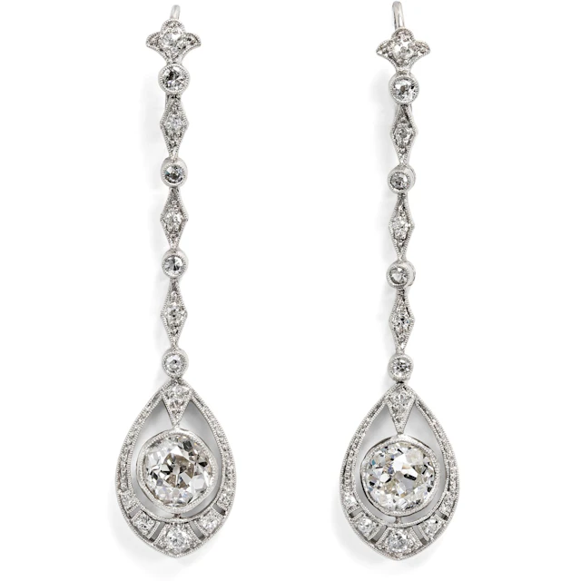 Magnificent Long Belle Époque Diamond Earrings, c. 1915