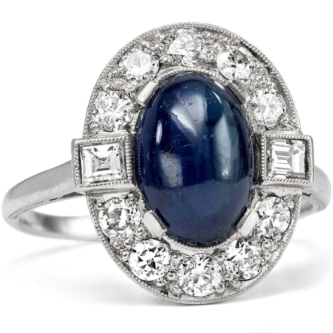 Elegant Ring with Sapphire & Diamonds in Platinum, c. 1930