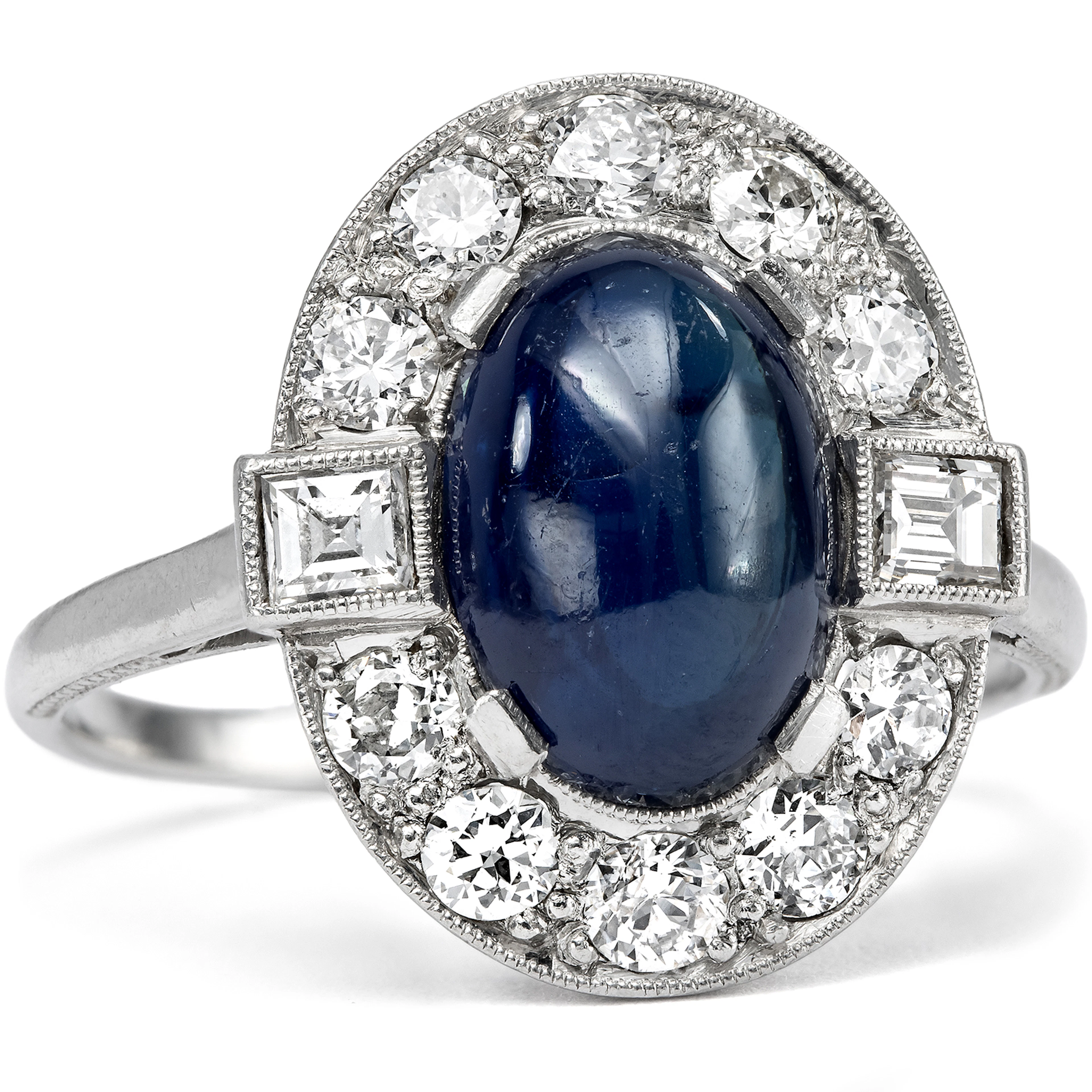 Elegant Ring with Sapphire & Diamonds in Platinum, c. 1930