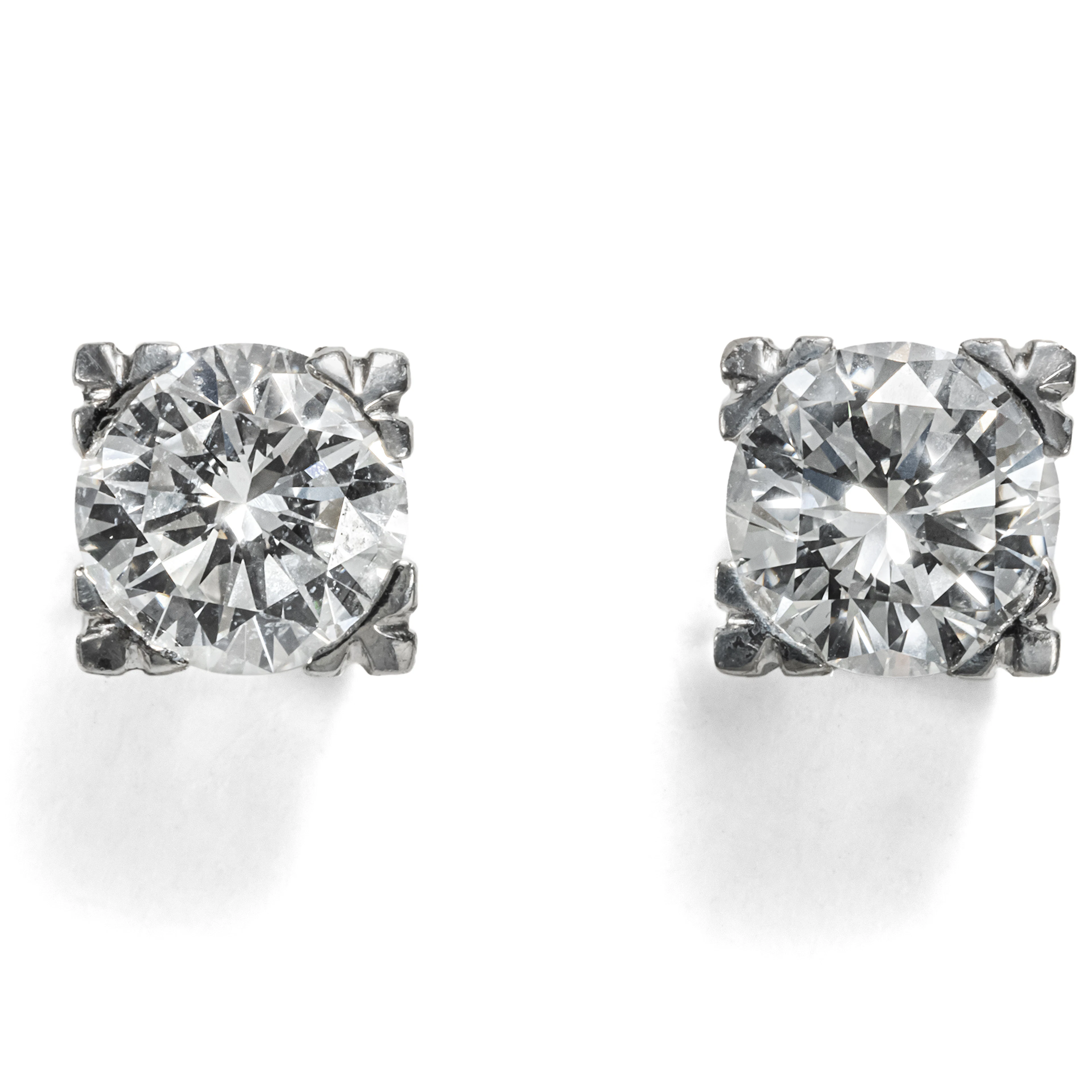 Vintage Ear Studs With 1.17 ct Diamonds in White Gold, c. 2000