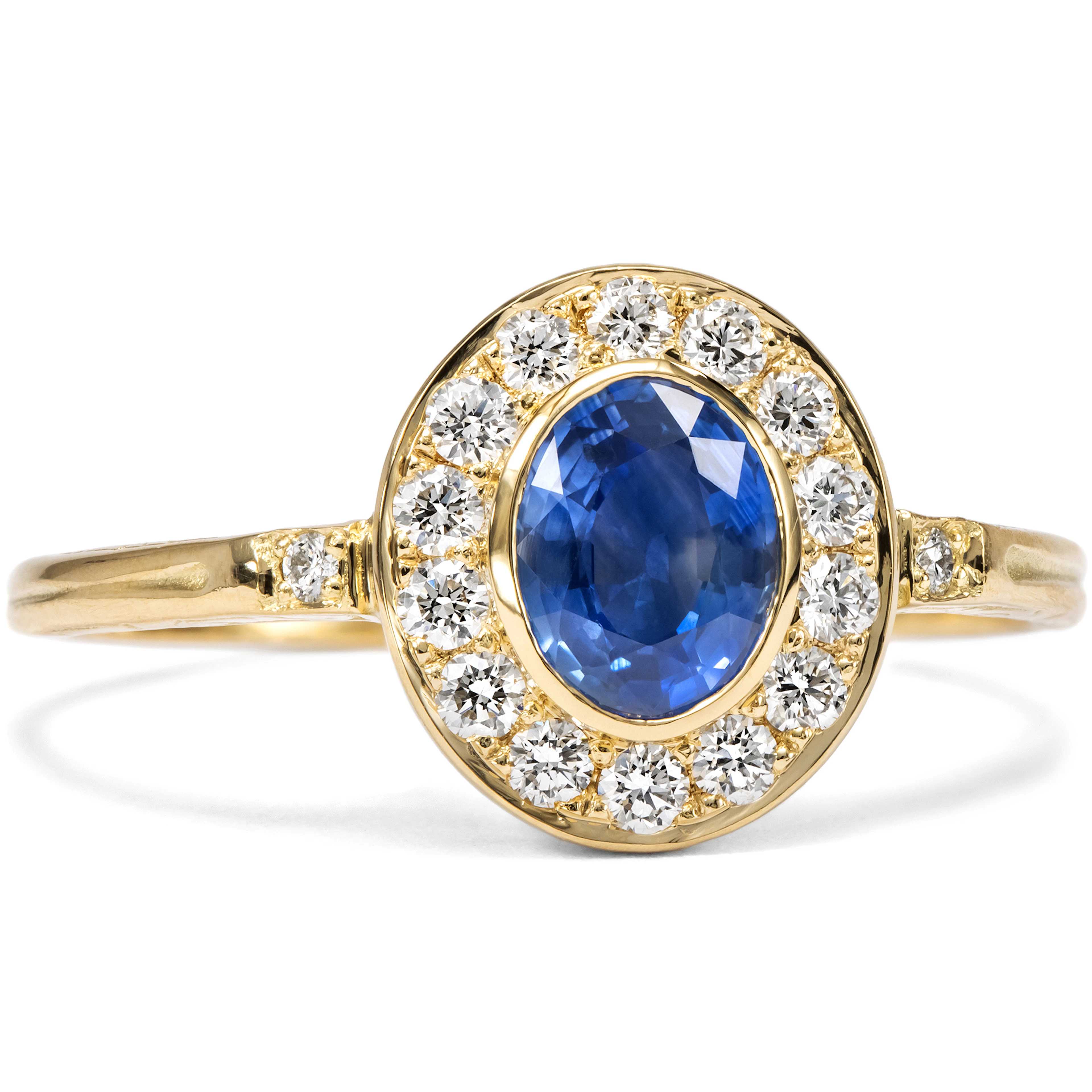 Classic Entourage Ring with Diamonds & Sapphire in Yellow Gold from