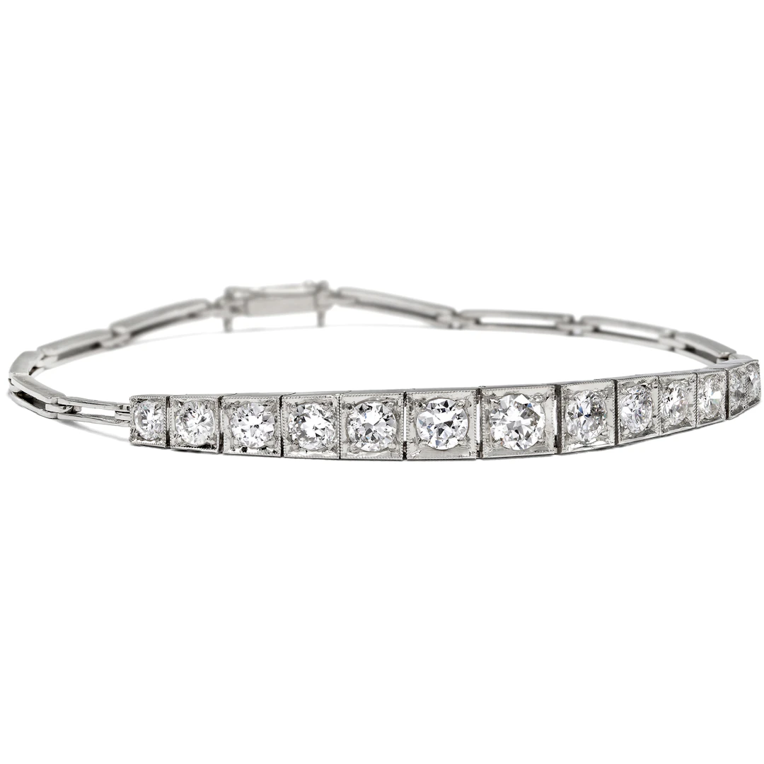 Elegant White Gold Bracelet with Old-Cut Diamonds, c. 1925