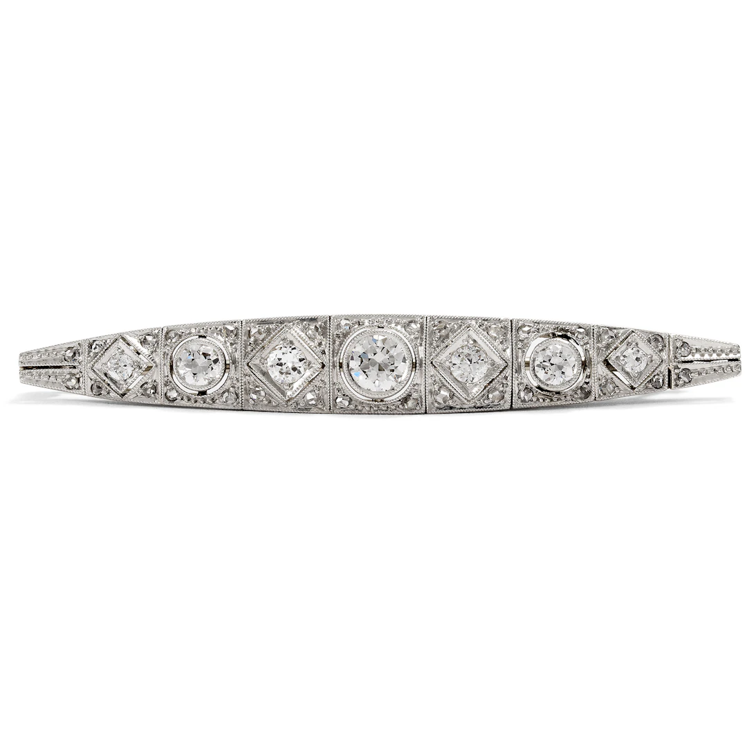 Elegant Bar Brooch with Diamonds in Platinum on Gold, c. 1930 & later