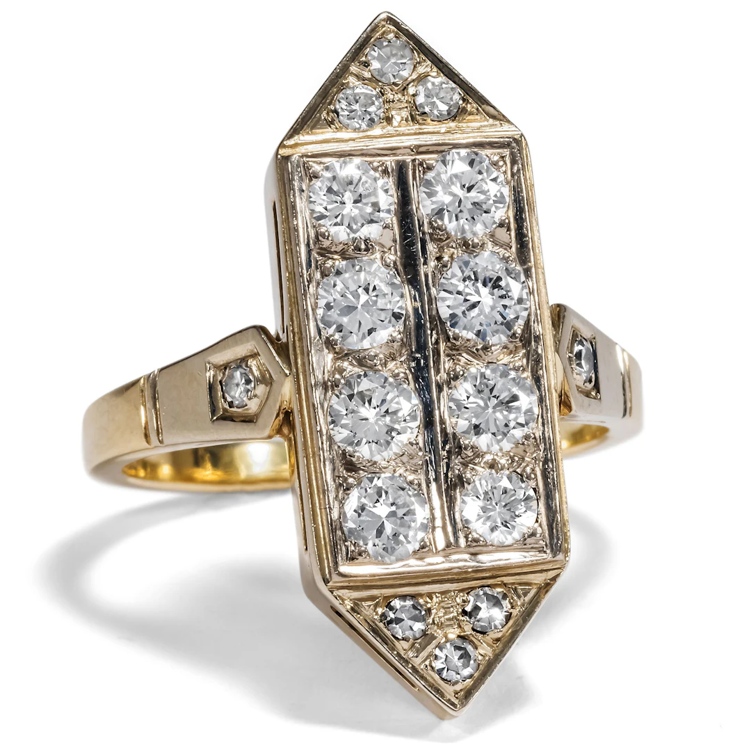 Glamorous Vintage Shield Ring With Diamonds in Yellow Gold, c. 1985