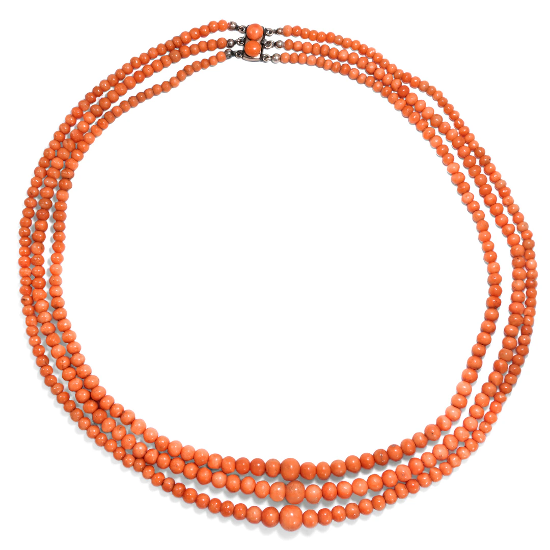 Antique Necklace Made of Three Rows of Mediterranean Coral, Italy c. 1900