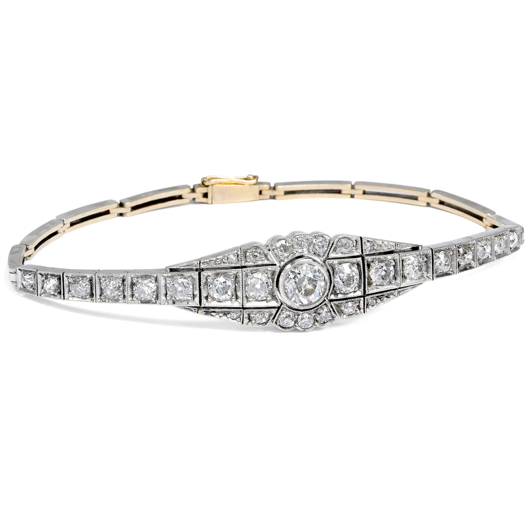 Magnificent Diamond Bracelet in Silver on Gold, St. Petersburg, 1927