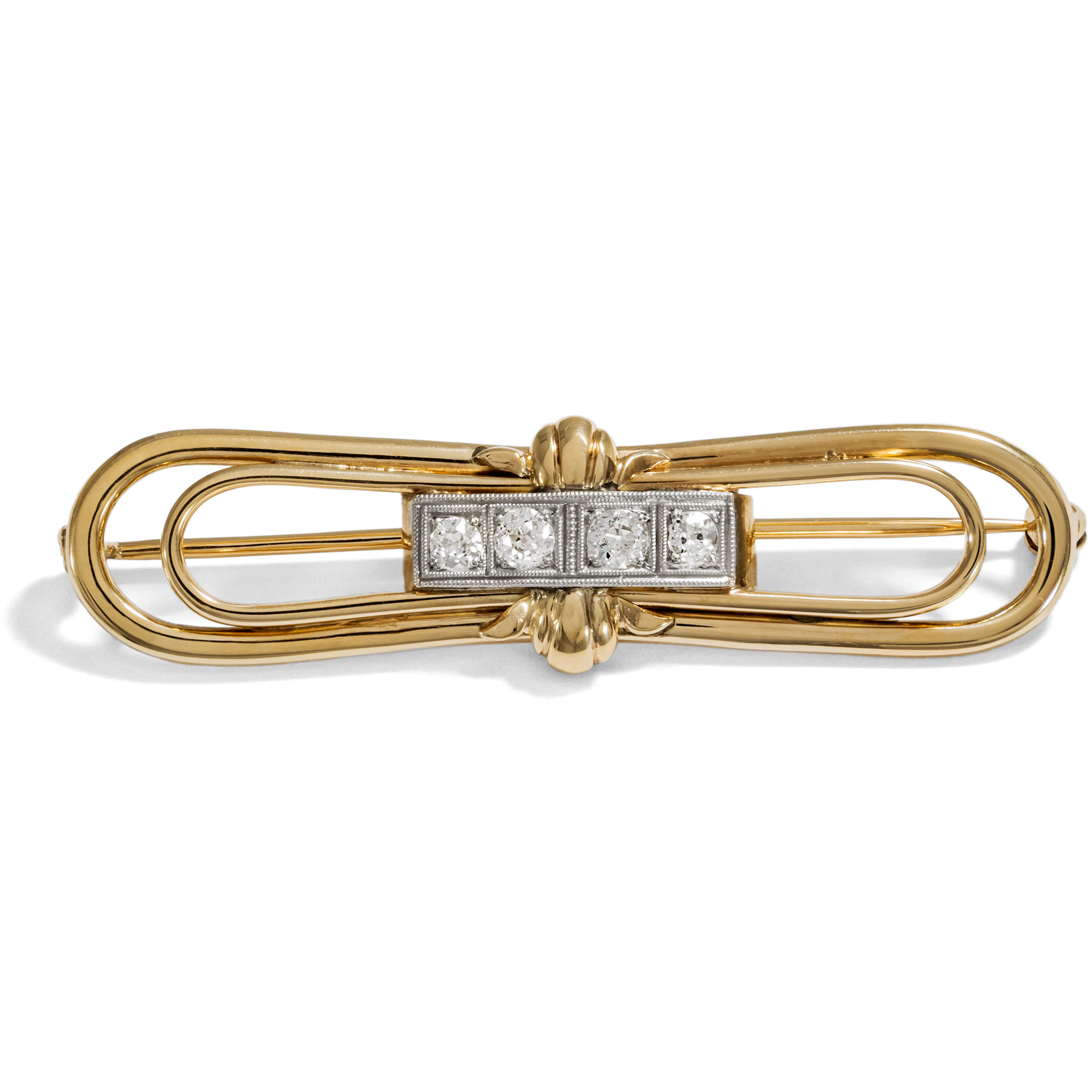 Elegant Art Deco Brooch With Diamonds in Gold, c. 1935