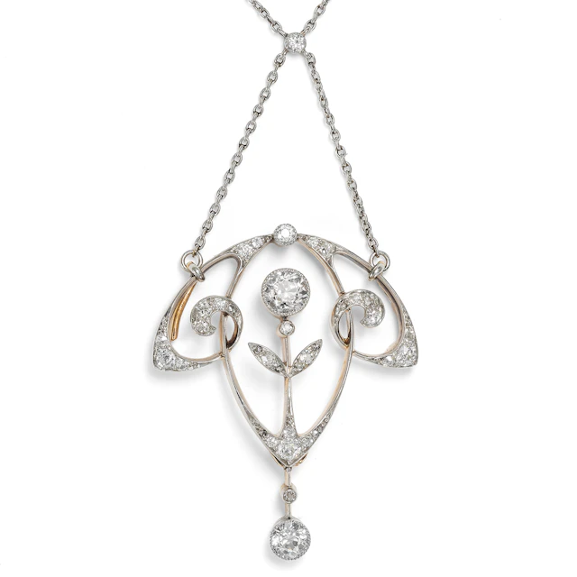 Convertible Necklace-Brooch with Diamonds in Platinum on Gold, c. 1905
