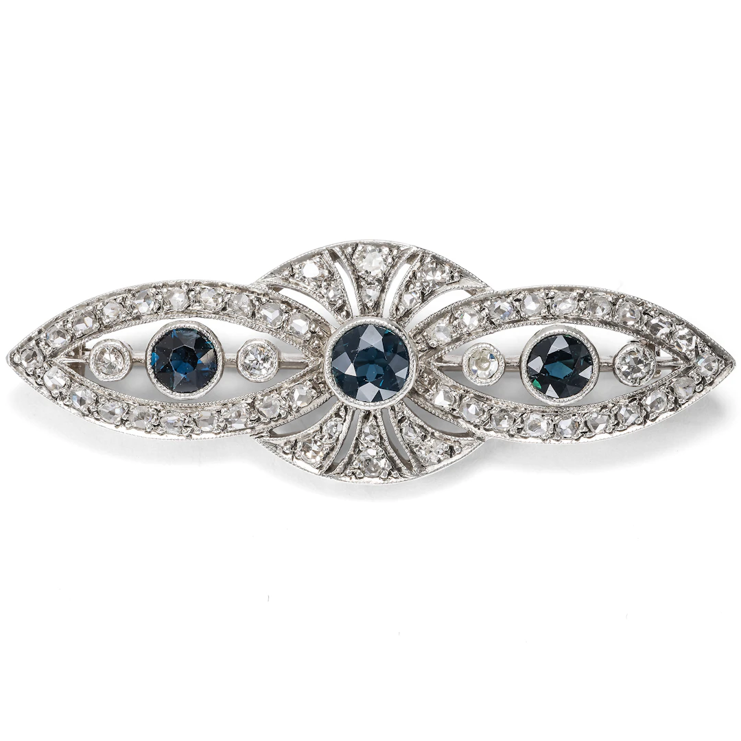Elegant Brooch with Diamonds & Sapphires in Silver on Gold, c. 1910