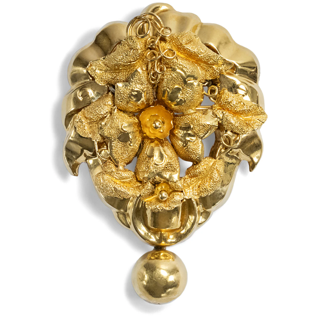 Large Early Victorian Naturalistic Gold Brooch, c. 1845