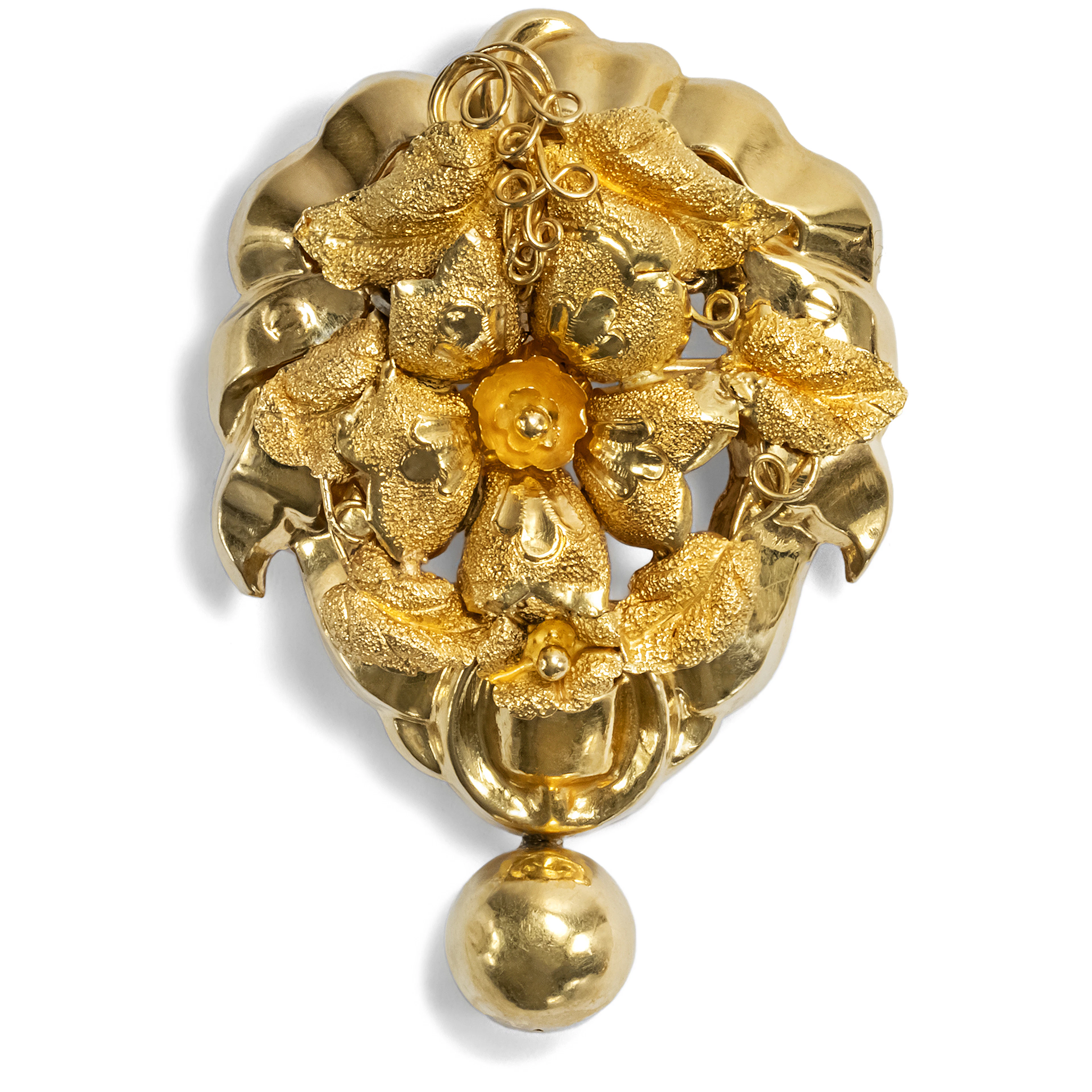 Large Early Victorian Naturalistic Gold Brooch, c. 1845