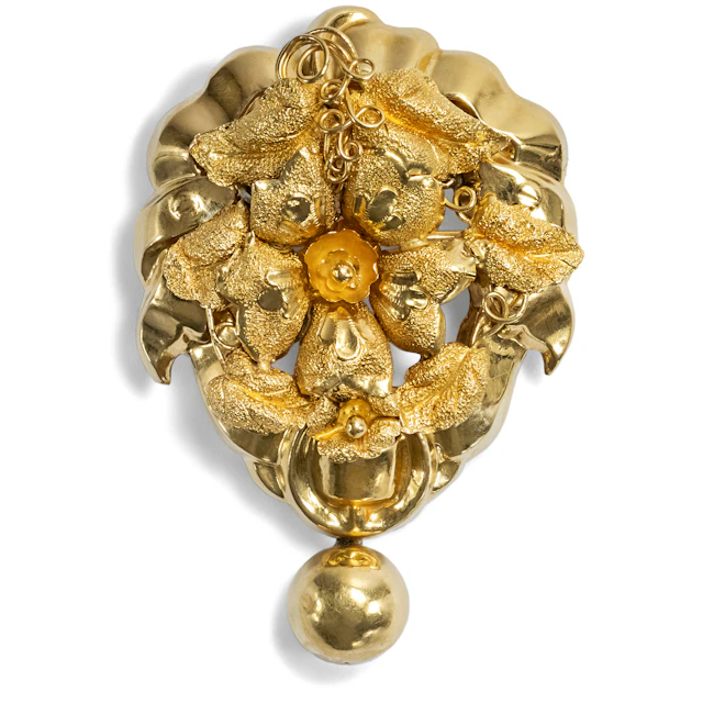 Large Early Victorian Naturalistic Gold Brooch, c. 1845