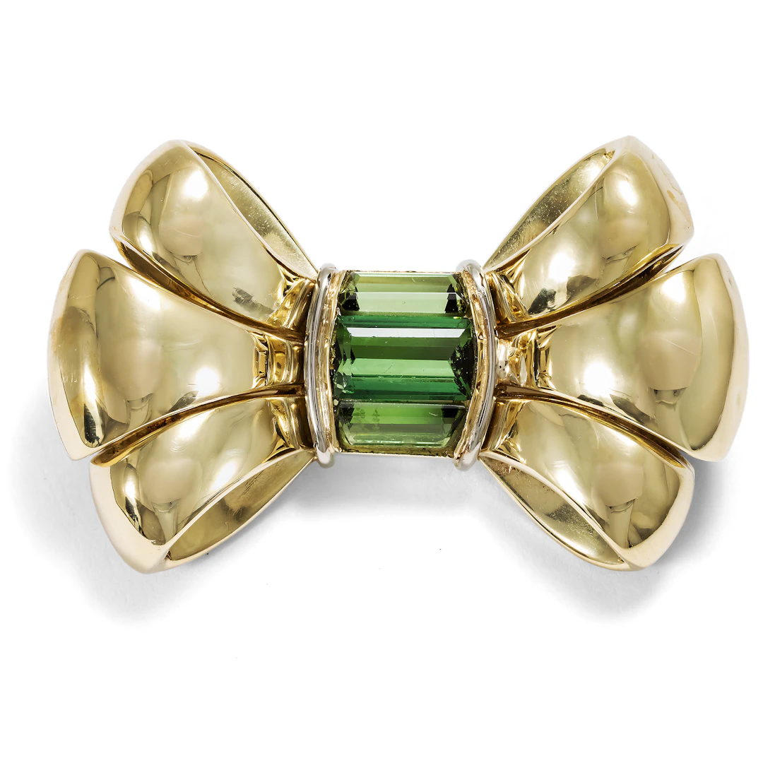 Cute Bow Brooch with Tourmalines in Gold, Germany, c. 1955