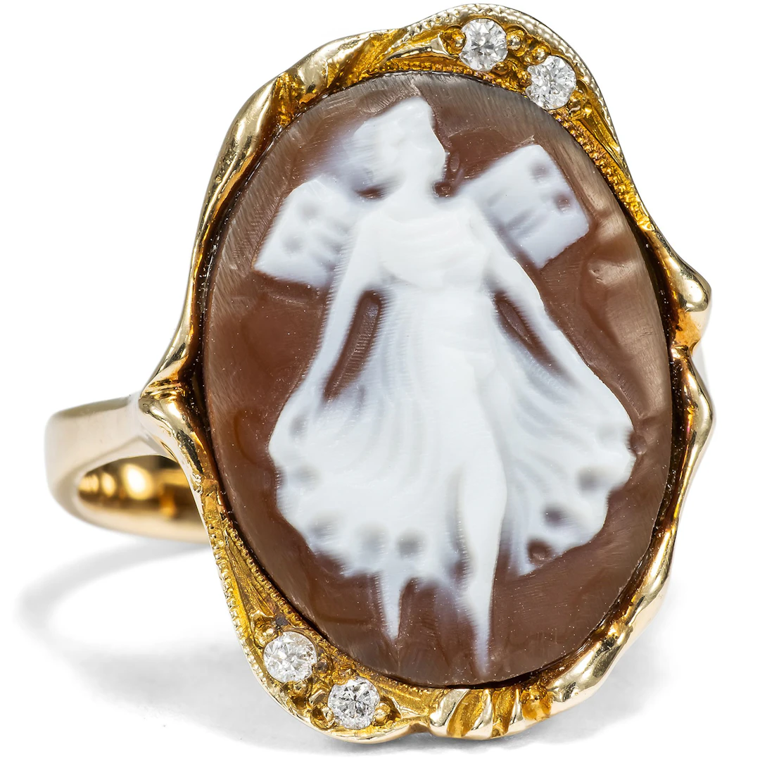 Magnificent Vintage Ring With Hardstone Cameo & Diamonds In Gold, Circa 1985