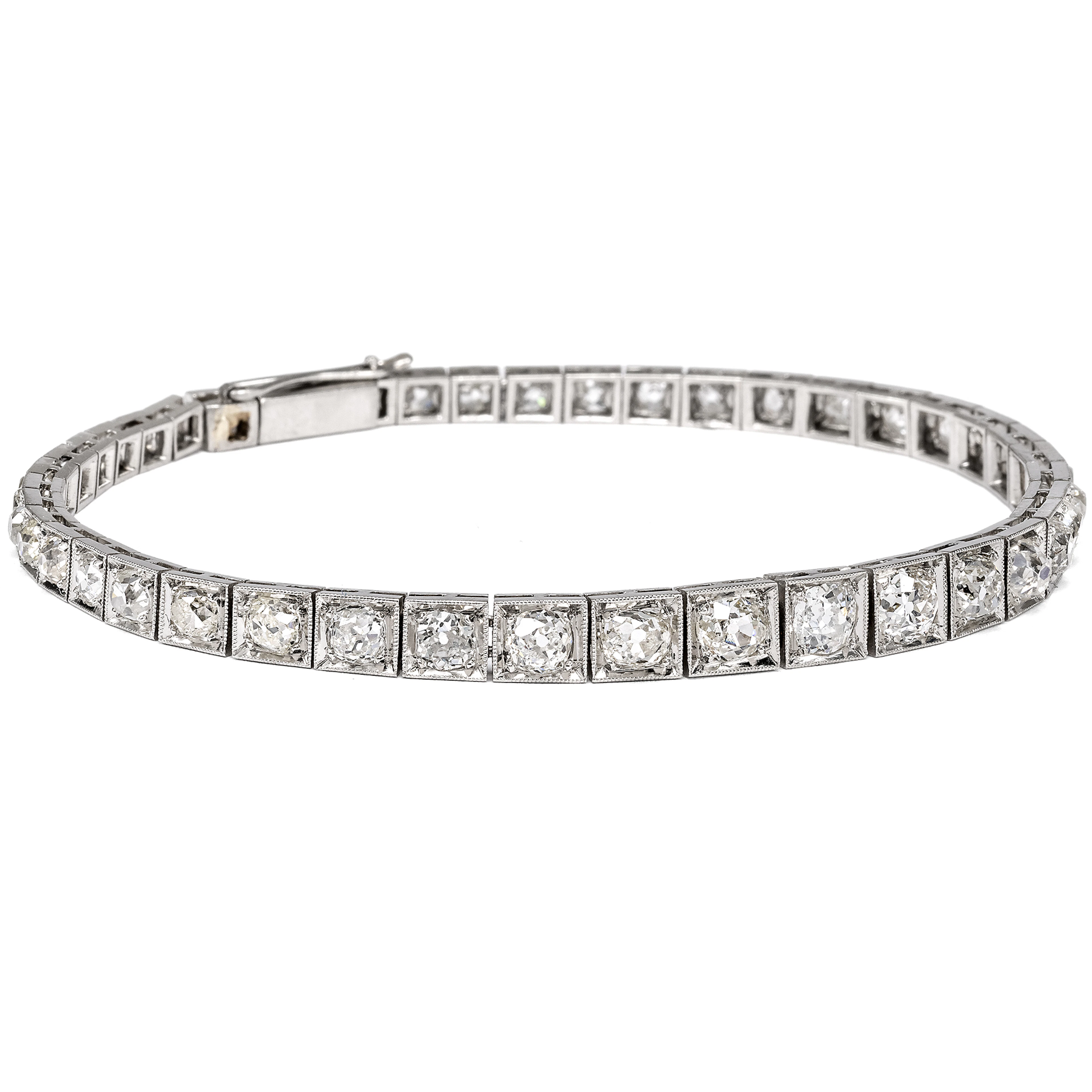Antique Rivière Bracelet with 4.78 ct Diamonds in Platinum, French, c. 1925