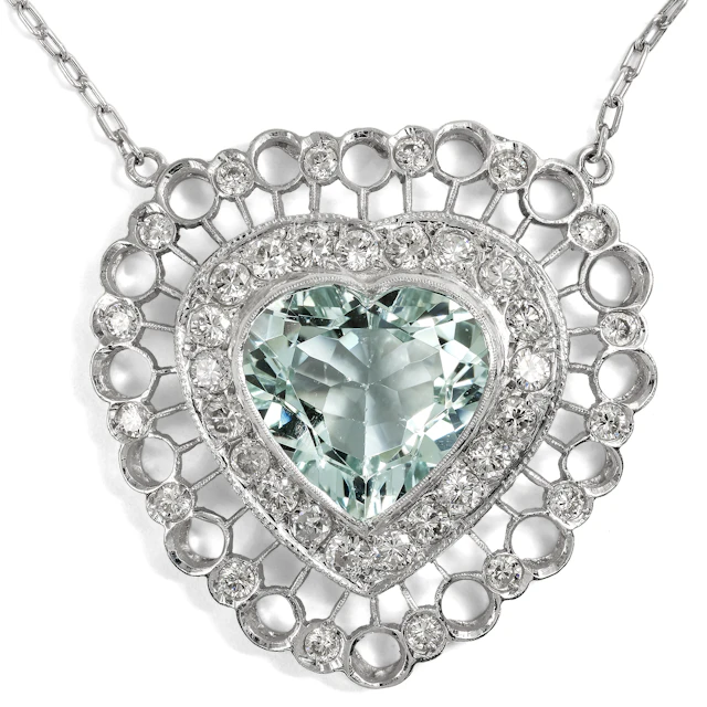 Necklace in platinum with aquamarine & diamonds in historical form, circa 1985