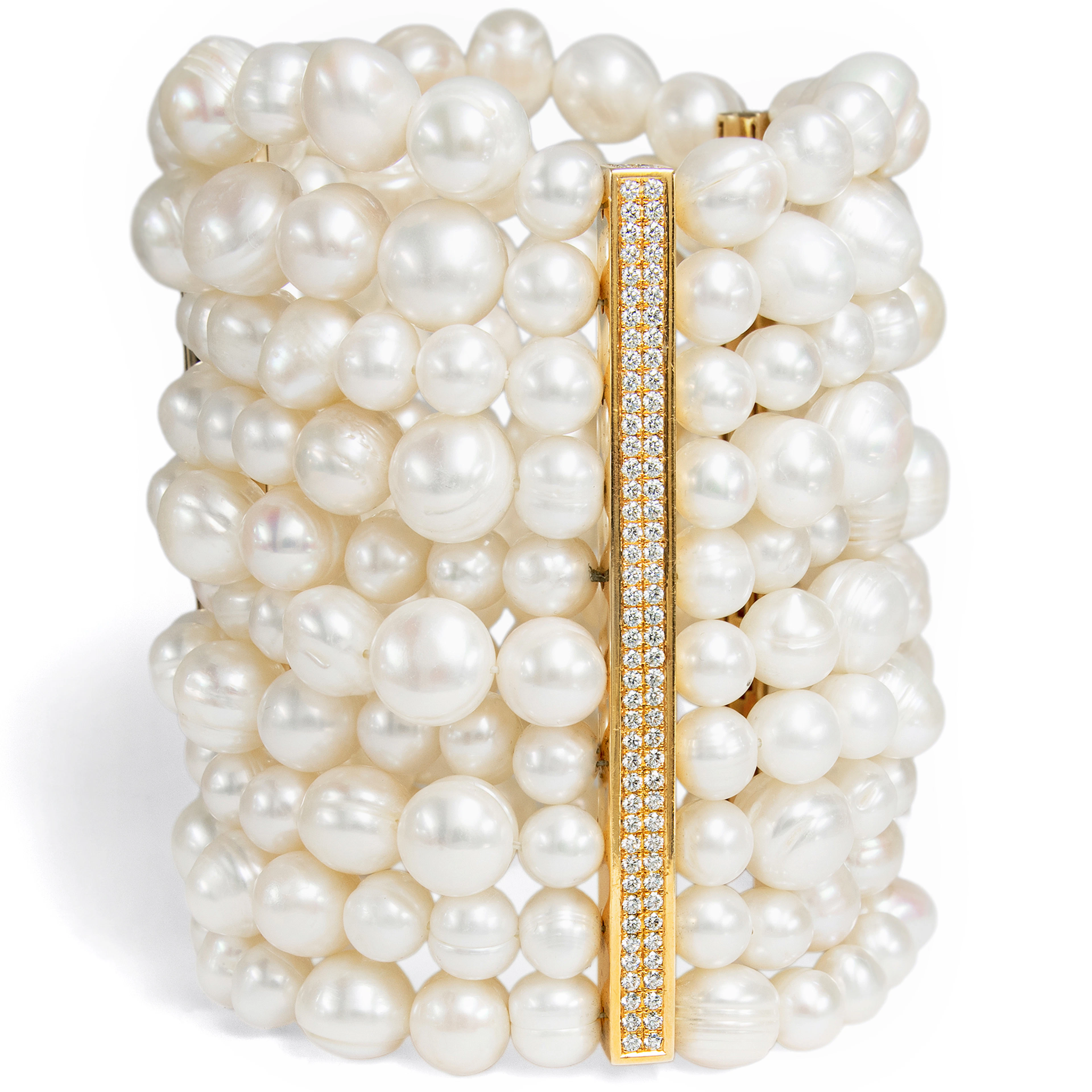 Vintage Cuff Bracelet Made of Freshwater Pearls, Gold & Diamonds