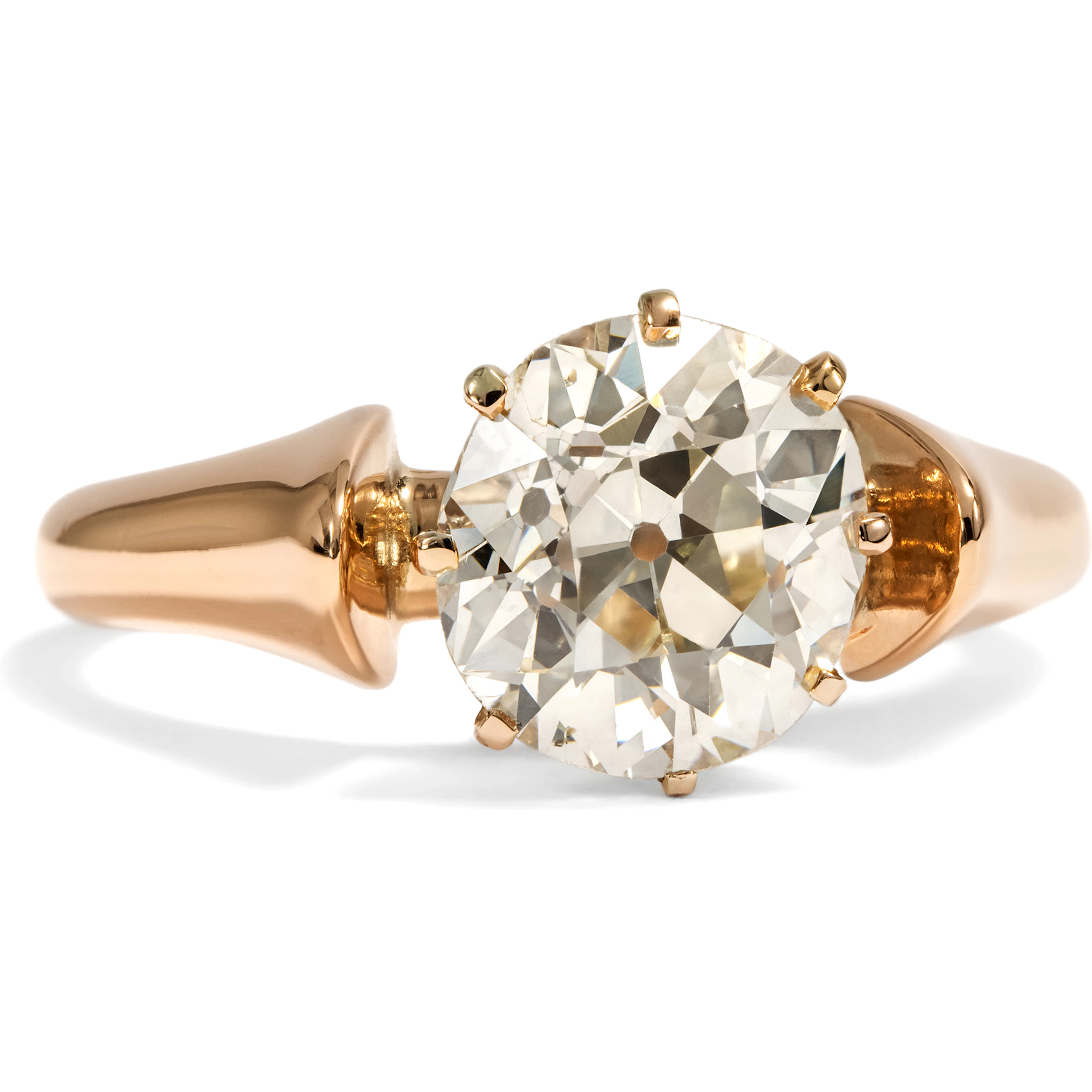 Antique Solitaire Ring with a 2.18 ct Old-Cut Diamond in Rose Gold, c. 1890