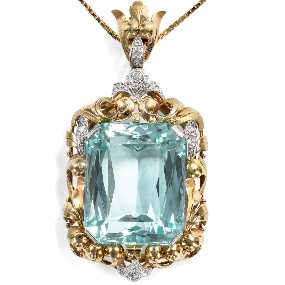 Magnificent Aquamarine & Diamond Pendant of Art Deco, 1930s