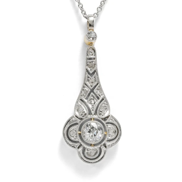 Elegant Art Deco Pendant with Diamonds in Platinum on Gold, c. 1930