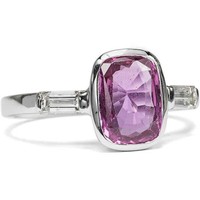 Vintage Ring with Untreated Sapphire & Diamonds, France c. 1985