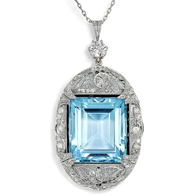 Large Pendant-Brooch with Excellent Aquamarine in Platinum, c. 1925
