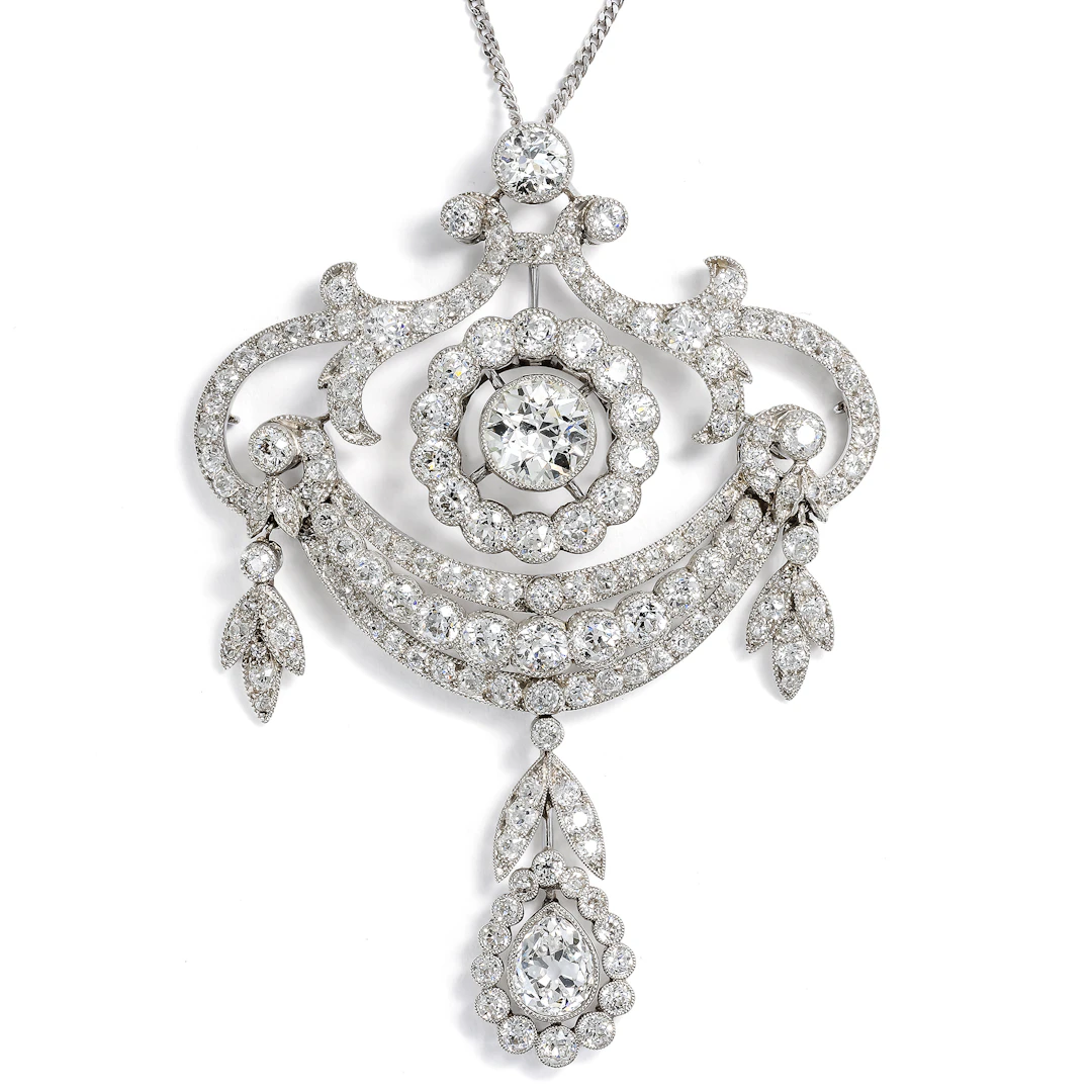 Magnificent Pendant with Diamonds in Platinum, c. 1910