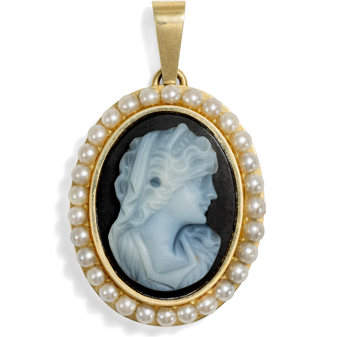 Vintage Gold Pendant with Onyx Cameo & Pearls, Germany c. 1960