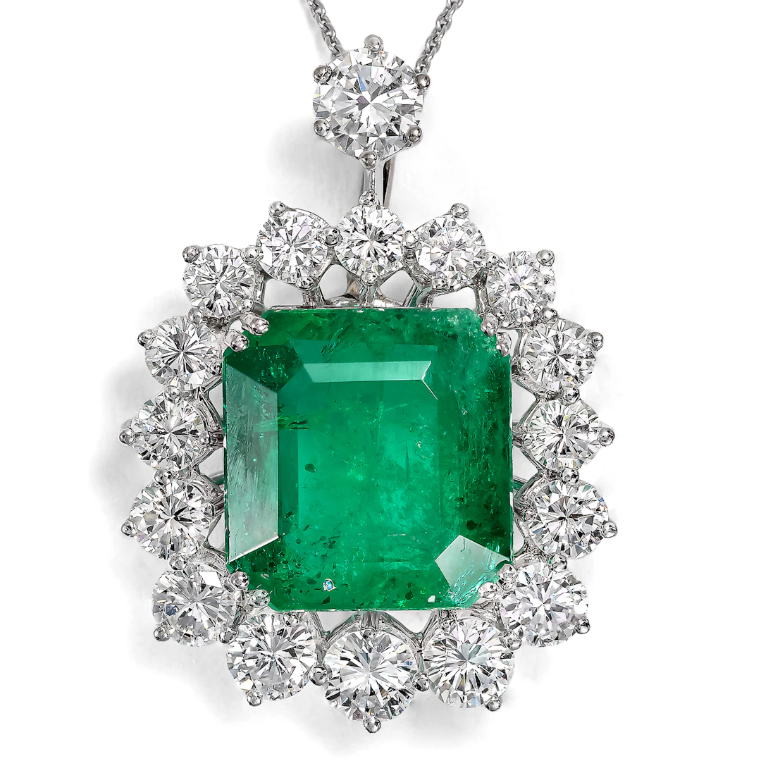 Vintage Pendant With Emerald From Zambia & Diamonds in White Gold, Circa 1980
