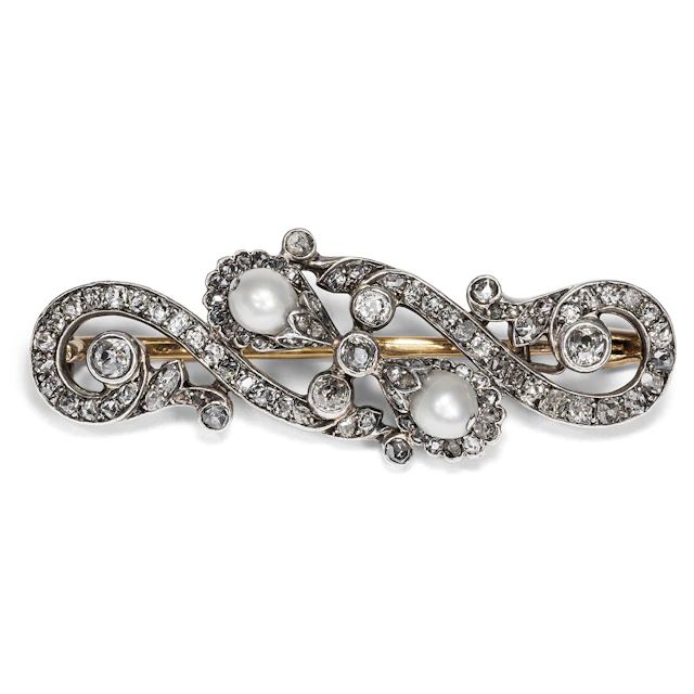 Precious Antique Brooch With Diamonds & Pearls in Silver On Gold, c. 1895