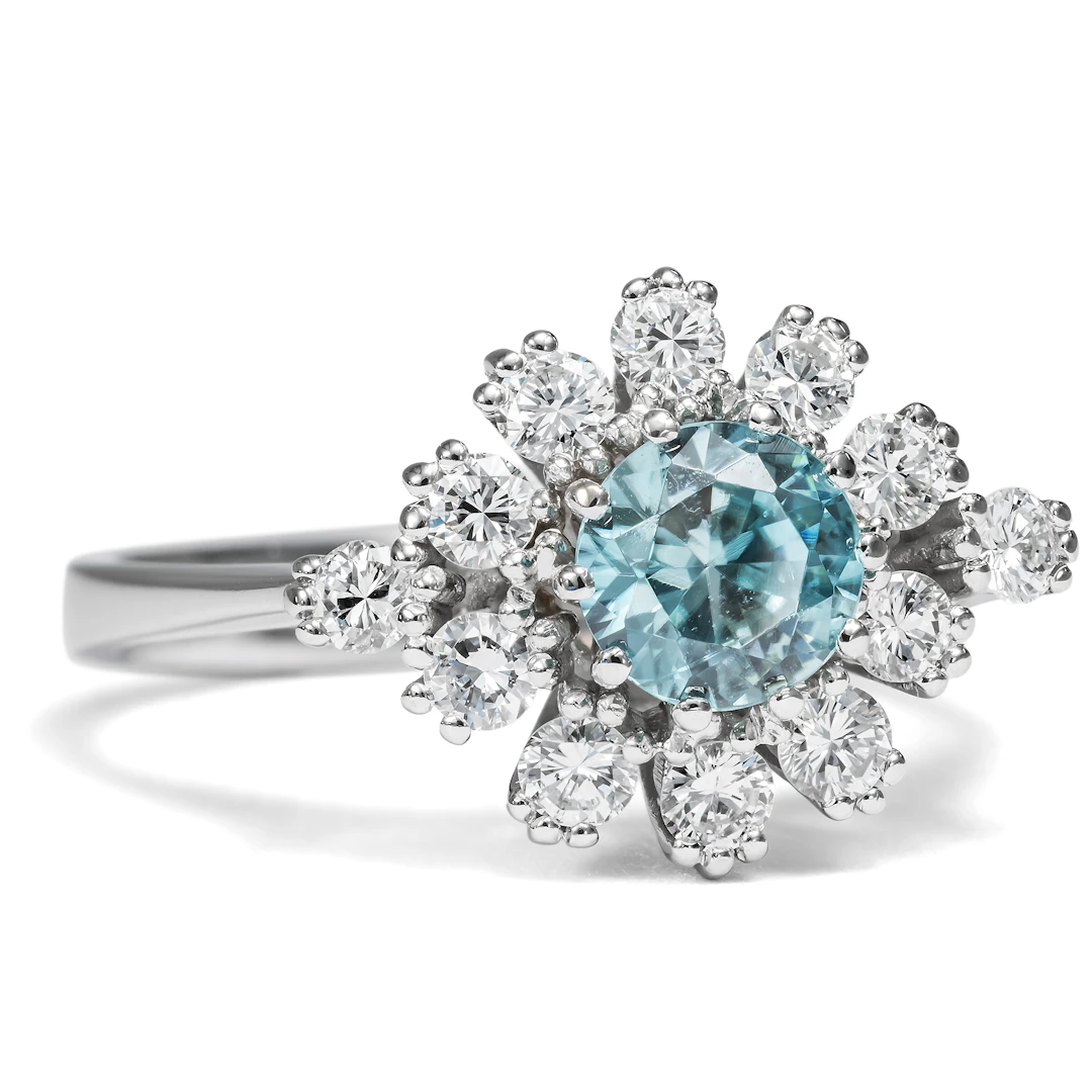 Vintage Ring with Starlit Zircon & Diamond in White Gold, c. 1975