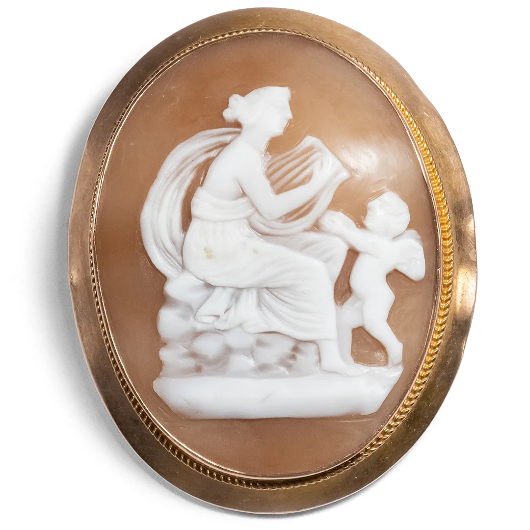 Venus and Cupid on Gold Set Shell Cameo, Italy/England c. 1890
