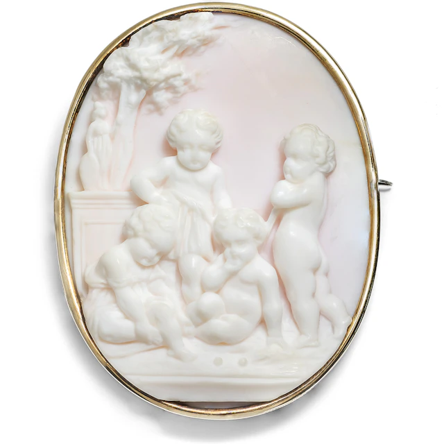 Antique Conch Shell Cameo Brooch in Gold-Plated Silver, c. 1870s