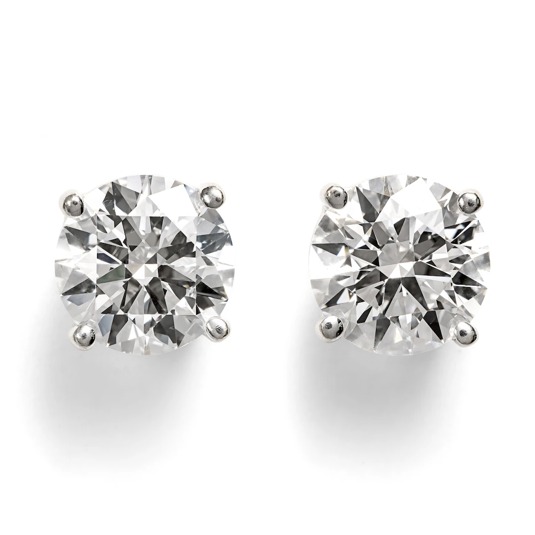 Modern Stud Earrings with 2.05 ct Brilliant-Cut Diamonds (F, vsi)