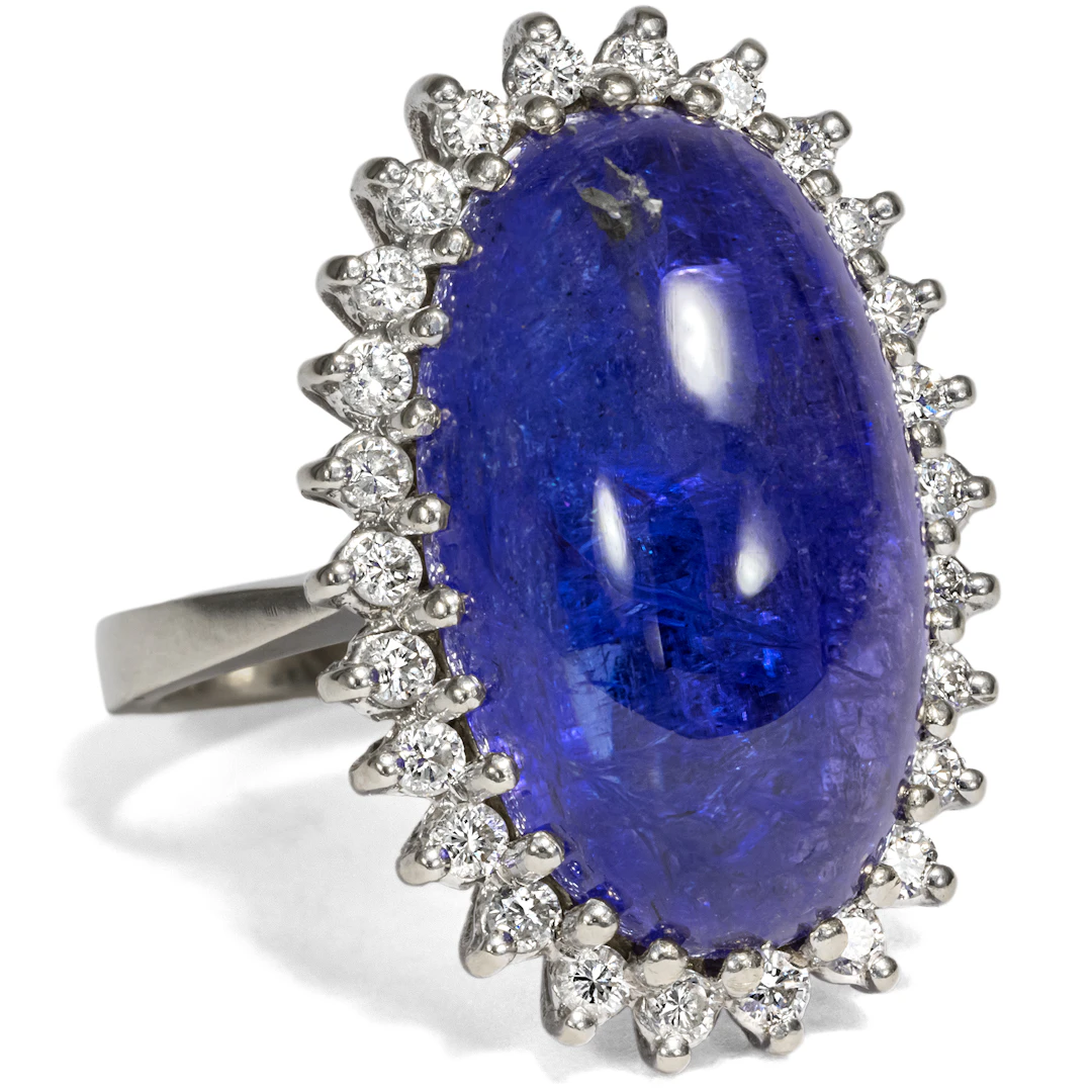 Vintage Ring With Tanzanite & Diamonds in White Gold, c. 1975