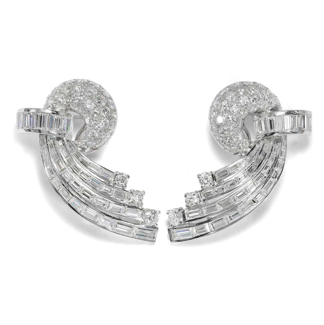 Glamorous Earrings with 13.99 ct Diamonds Set in Platinum, 1950s