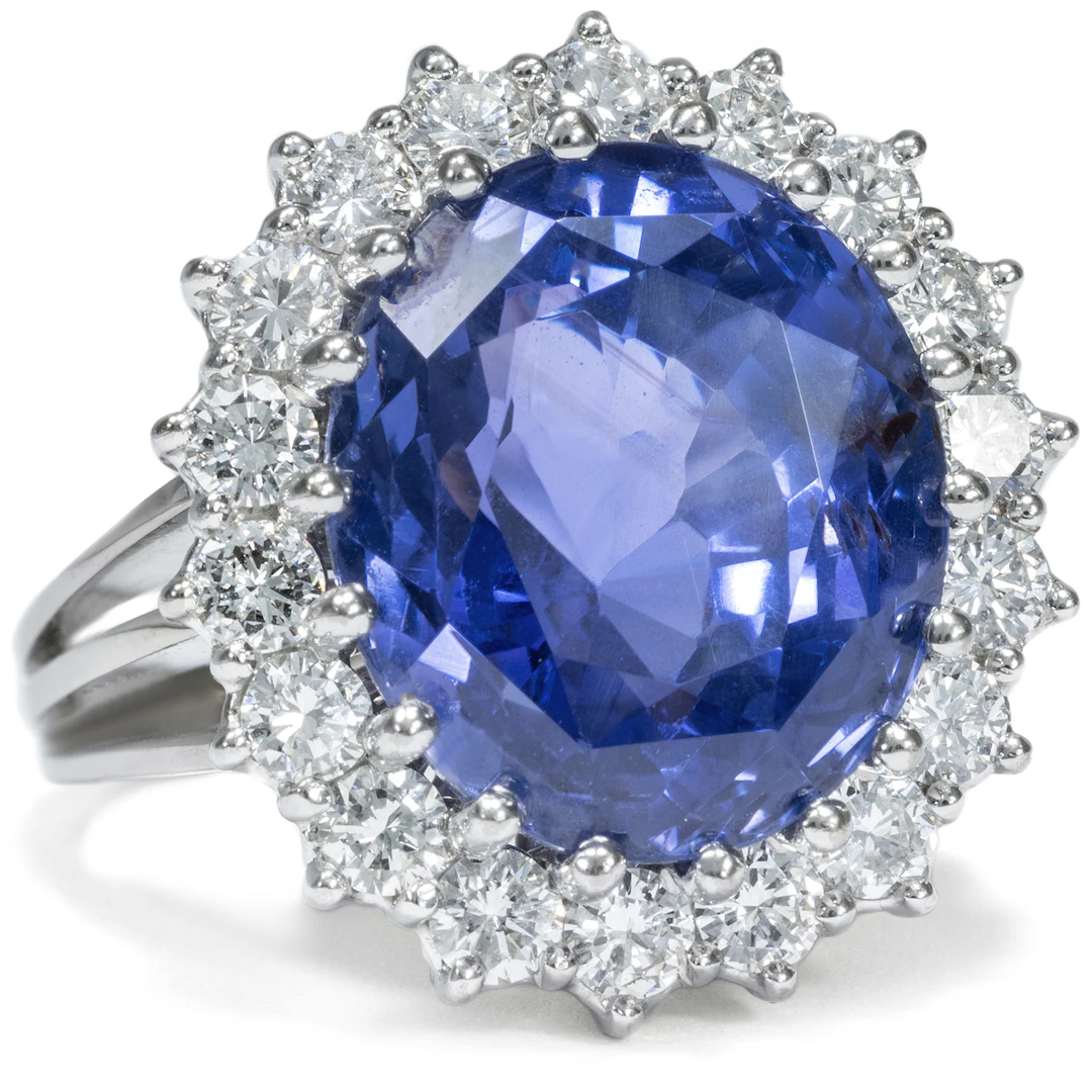 Spectacular Vintage Cocktail Ring with Untreated Sapphire & Diamonds