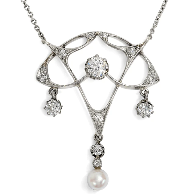 Exquisite Art Nouveau Platinum Necklace with Diamonds & Pearl, c. 1905