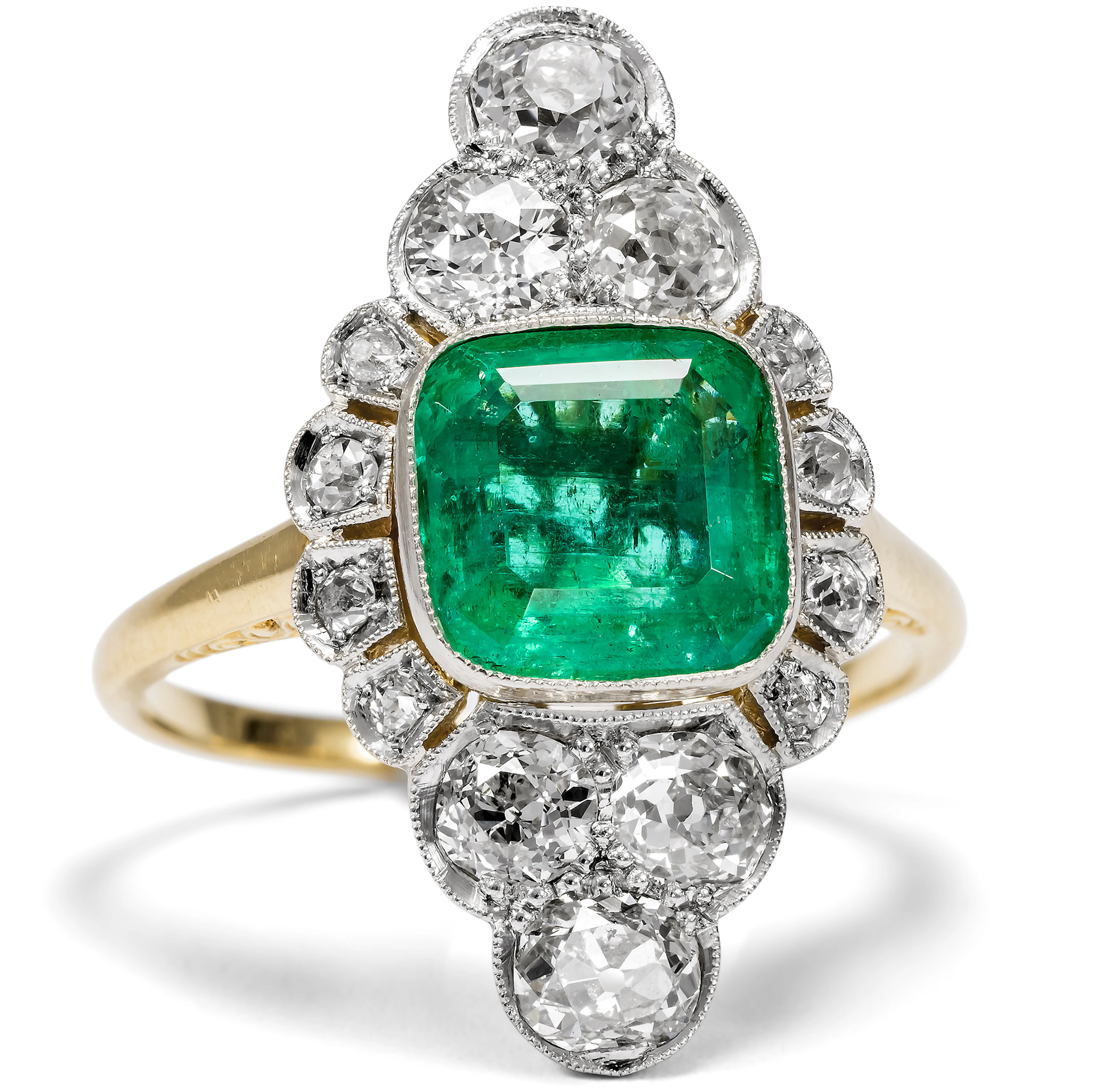Antique Ring with Colombian Emerald & Diamonds, Germany c. 1910