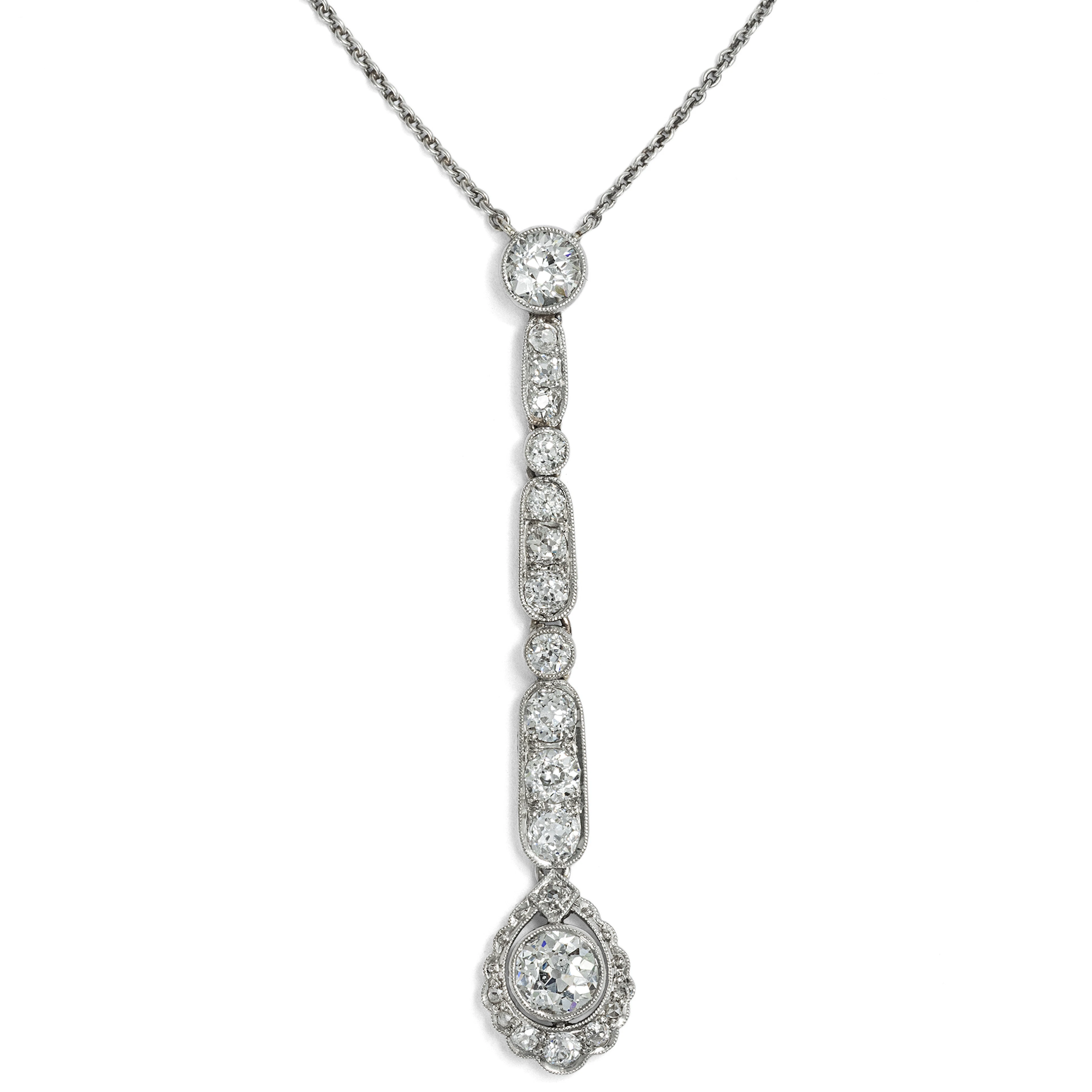 Fine Déco Diamond and Platinum Necklace, c. 1920s