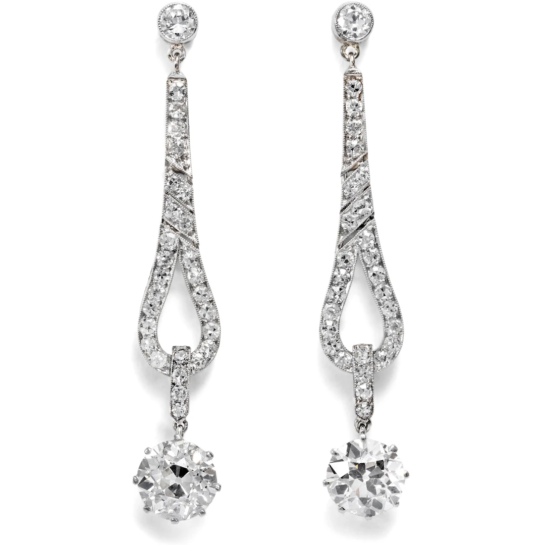 Timeless Art Deco Earrings with 4.60 ct Diamonds in Platinum, ca. 1930