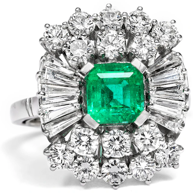 Vintage Ballerina Ring With Emerald & Diamonds, ca. 1970