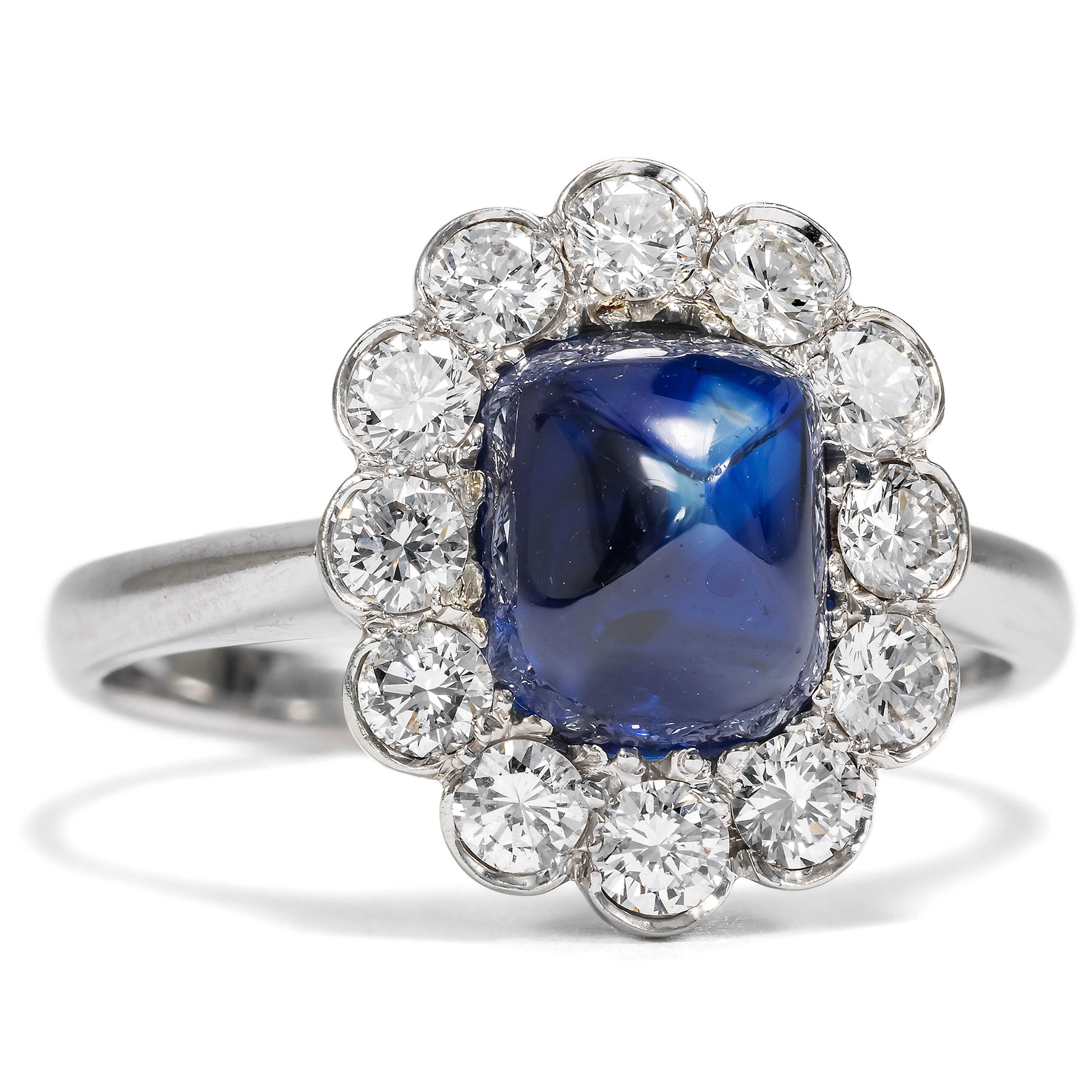 Vintage Sugarloaf Sapphire and Diamond Cluster Ring in White Gold, c. 1980