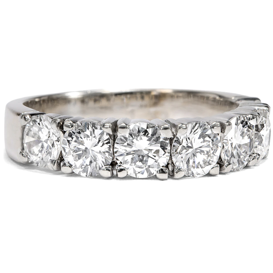 Timeless "Half-Memory" Ring with Seven Diamonds in White Gold, Germany c. 2000