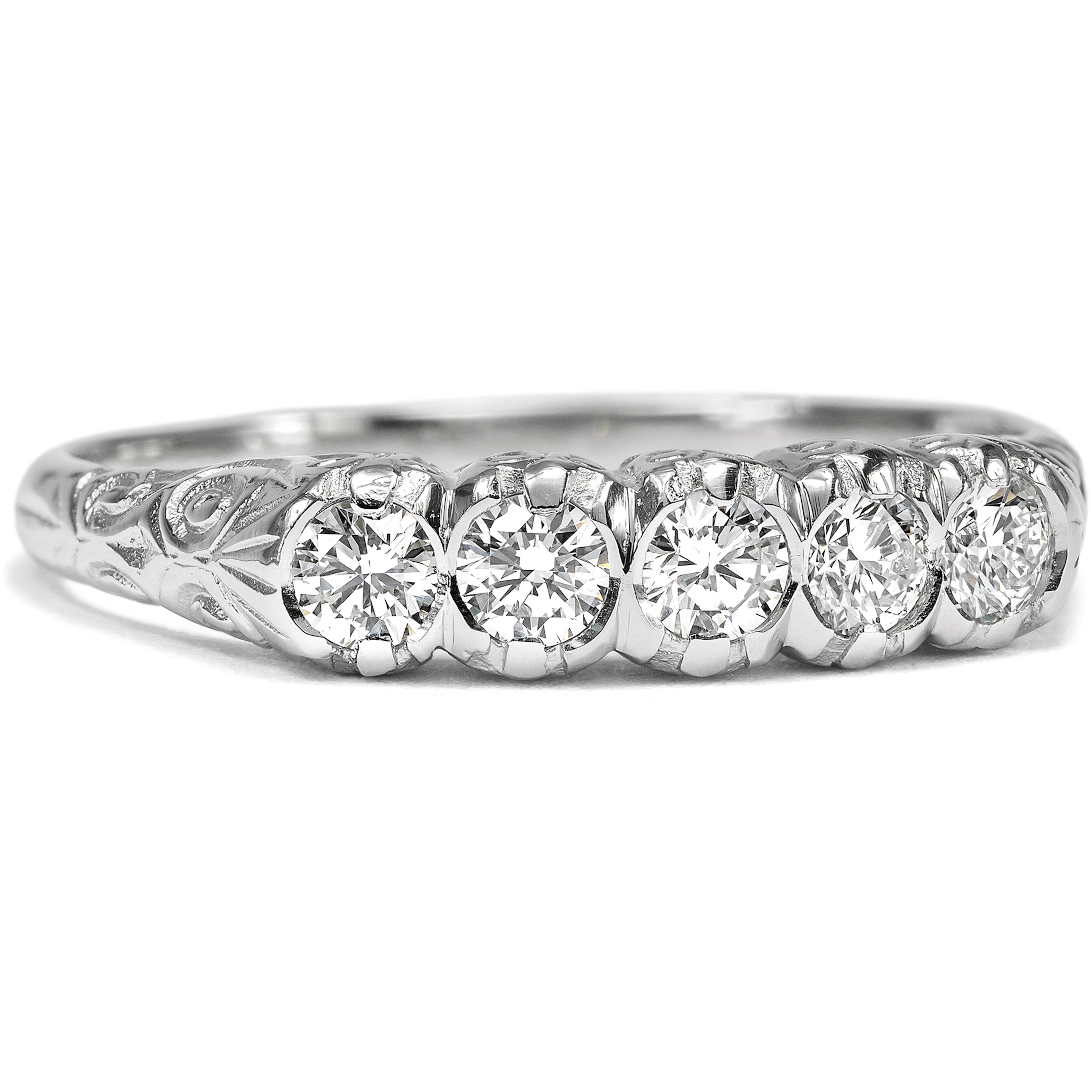 Sparkling Ring made of Platinum with Diamonds from our Workshop